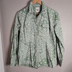 Cotton & Rye | Western Bandana Paisley Print Pearl Snap Button Down Shirt Green